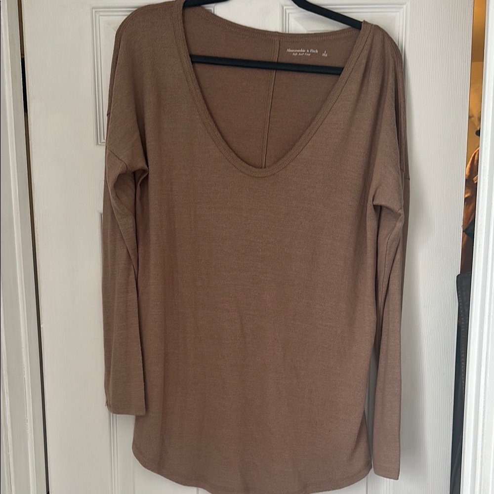 Abercrombie Long Sleeve Flowy Top